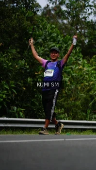 Runner Photo 2546997