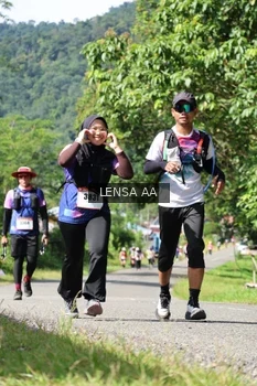 Runner Photo 2547555