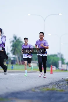 Runner Photo 2554446