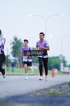Runner Photo 2554464