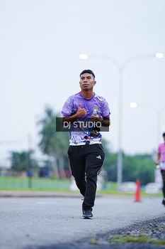 Runner Photo 2554577
