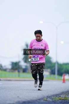 Runner Photo 2554684