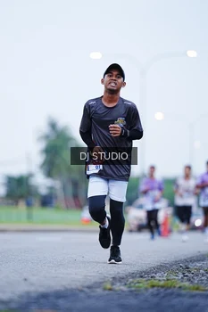 Runner Photo 2555659