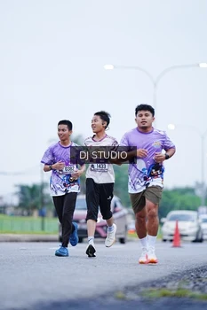 Runner Photo 2555801