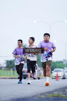 Runner Photo 2555806