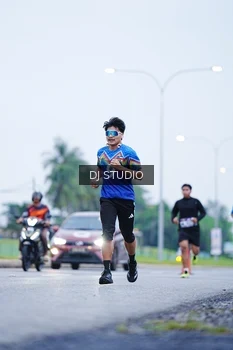 Runner Photo 2555868