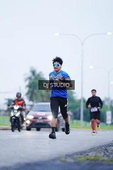 Runner Photo 2555875