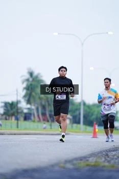 Runner Photo 2555905