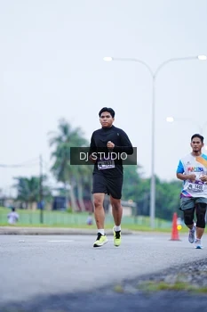 Runner Photo 2555937