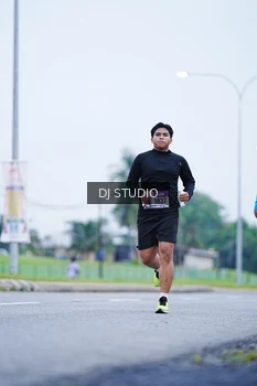 Runner Photo 2555962