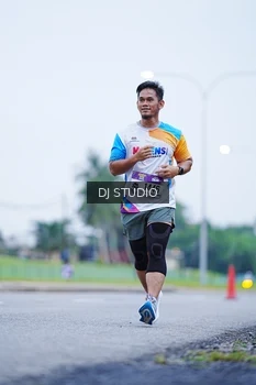Runner Photo 2556043