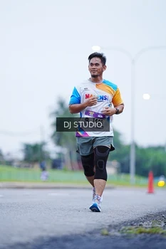 Runner Photo 2556051