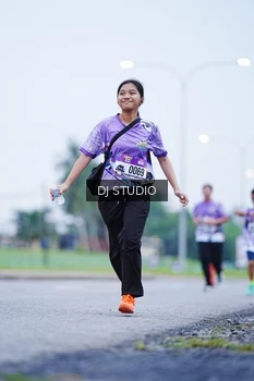 Runner Photo 2556153