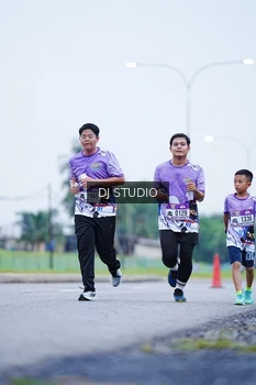 Runner Photo 2556231