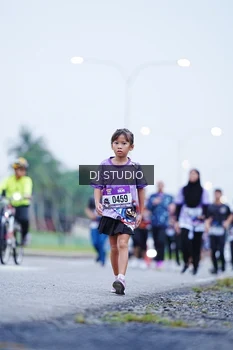Runner Photo 2556576