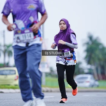 Runner Photo 2556994