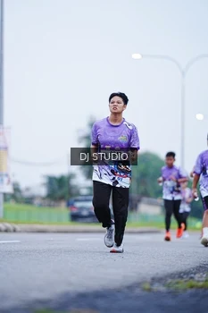 Runner Photo 2557328