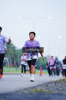 Runner Photo 2557344