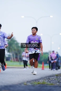 Runner Photo 2557369