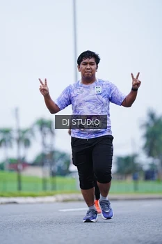 Runner Photo 2557444