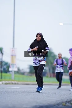 Runner Photo 2557713