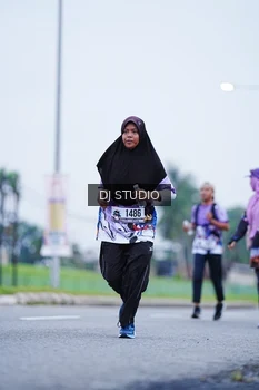 Runner Photo 2557737