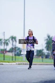 Runner Photo 2557780