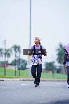 Runner Photo 2557787
