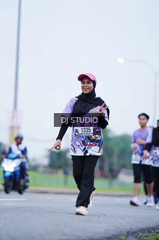 Runner Photo 2558006