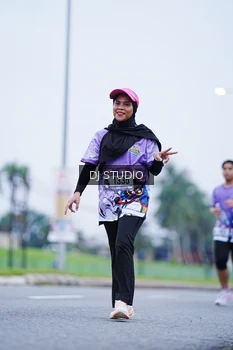 Runner Photo 2558023