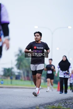 Runner Photo 2558112