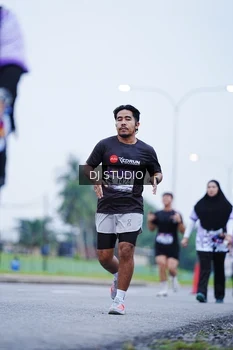 Runner Photo 2558128