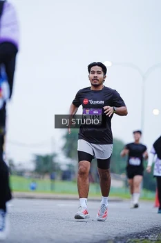 Runner Photo 2558166