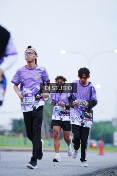 Runner Photo 2558341