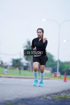 Runner Photo 2558440