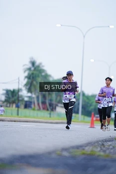 Runner Photo 2558474