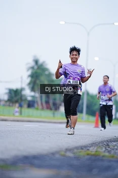 Runner Photo 2558492