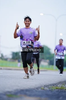 Runner Photo 2558538