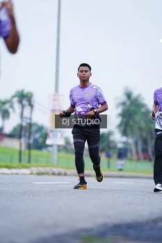 Runner Photo 2558567