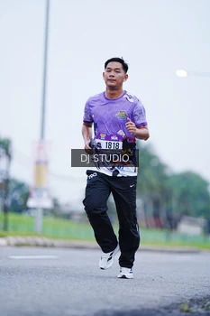 Runner Photo 2558620