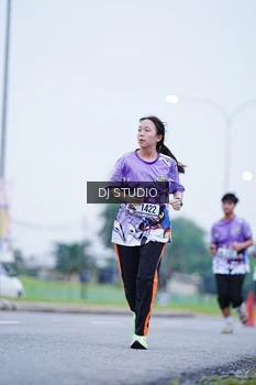Runner Photo 2558650