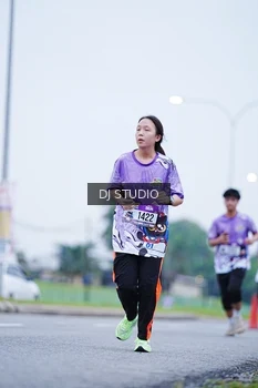 Runner Photo 2558676