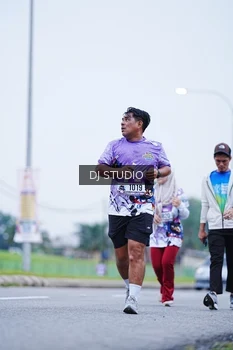 Runner Photo 2558754