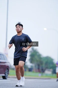 Runner Photo 2558839