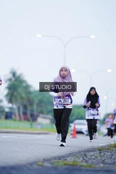 Runner Photo 2558914