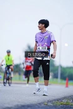 Runner Photo 2559189
