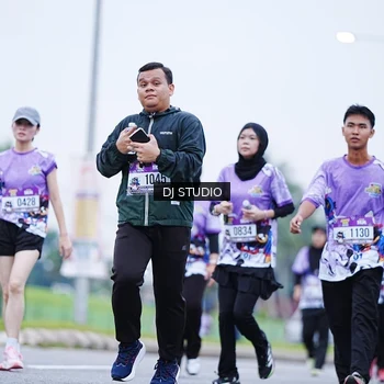 Runner Photo 2562170