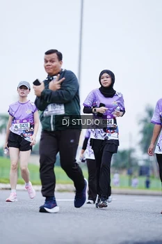 Runner Photo 2562220