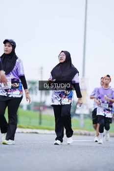 Runner Photo 2562393