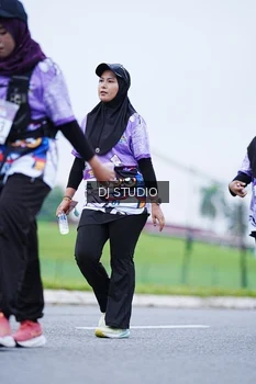 Runner Photo 2562455